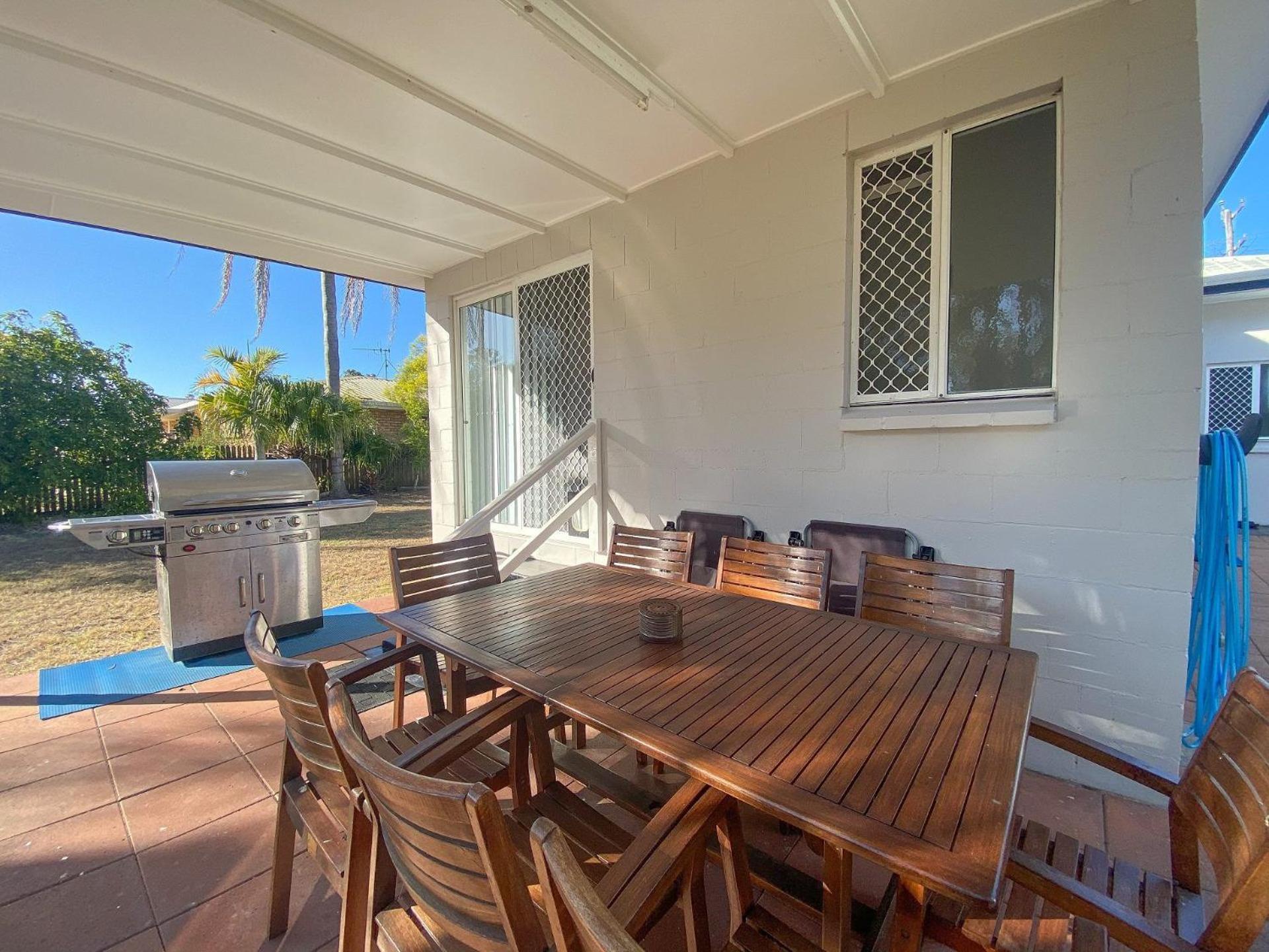 Beach House On Burrum- Close To Beach- 3Br- Wifi-Foxtel 우드게이트 외부 사진